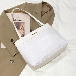 women's leather tote bag